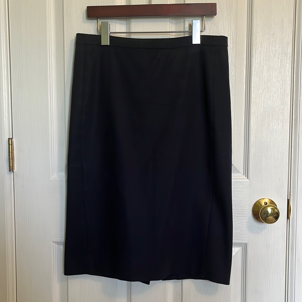 Jcrew navy lined pencil skirt 8 Tall, great condition